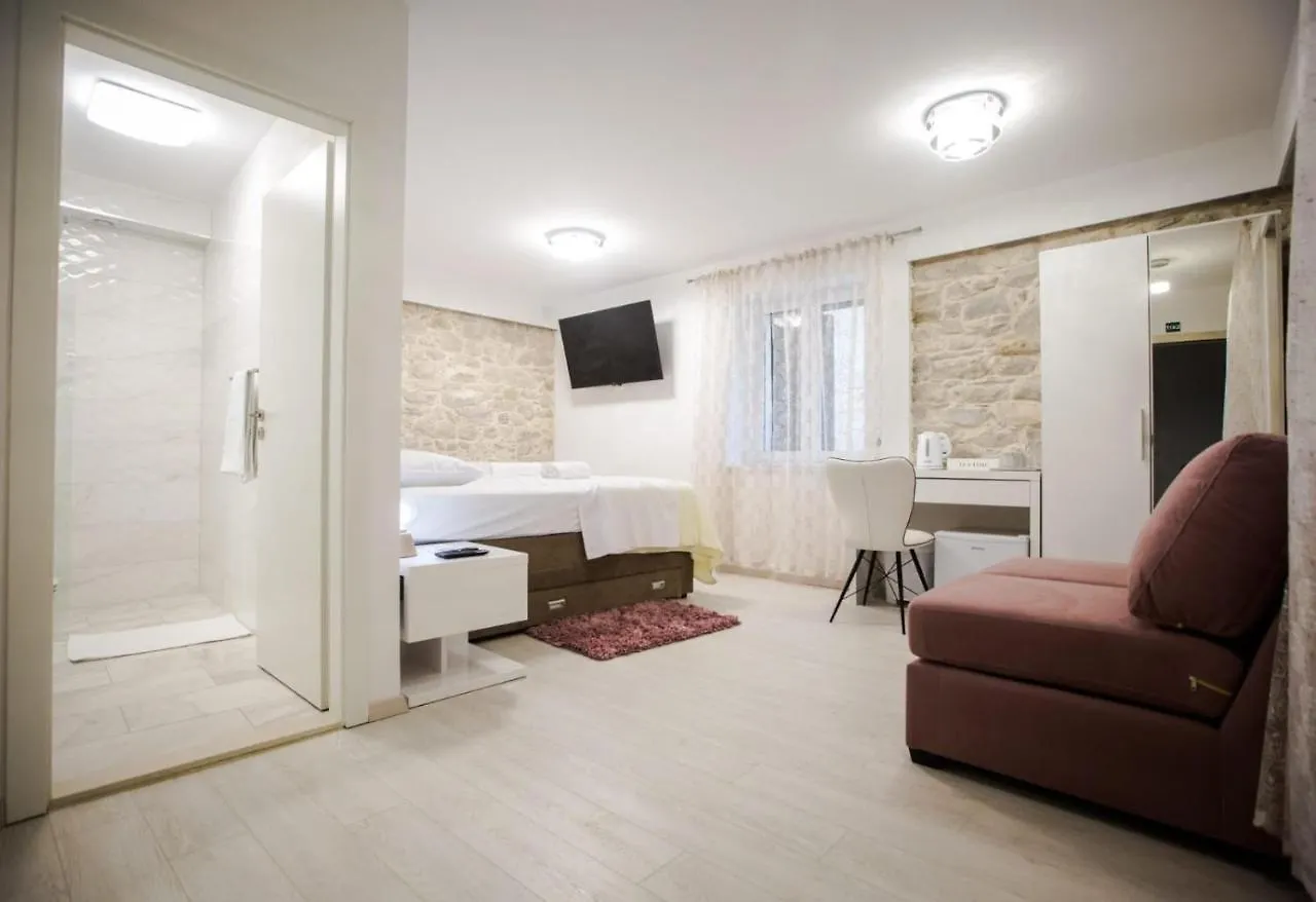 Lions Luxury Rooms Split