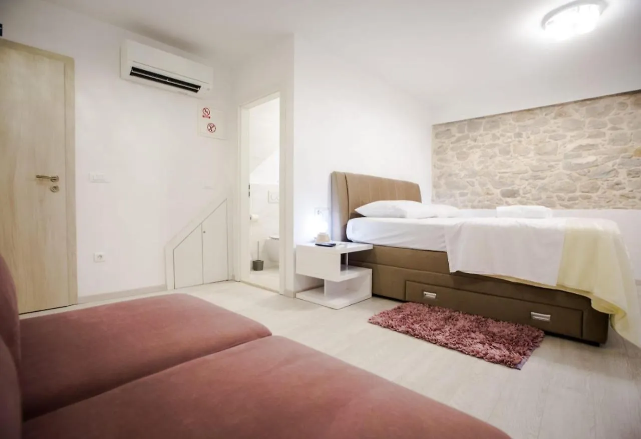 Lions Luxury Rooms Split
