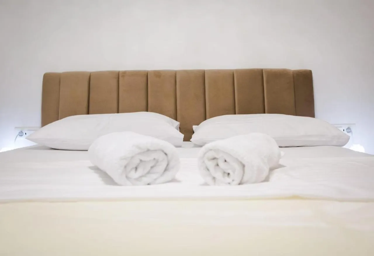 Lions Luxury Rooms Split 4*,  Croacia
